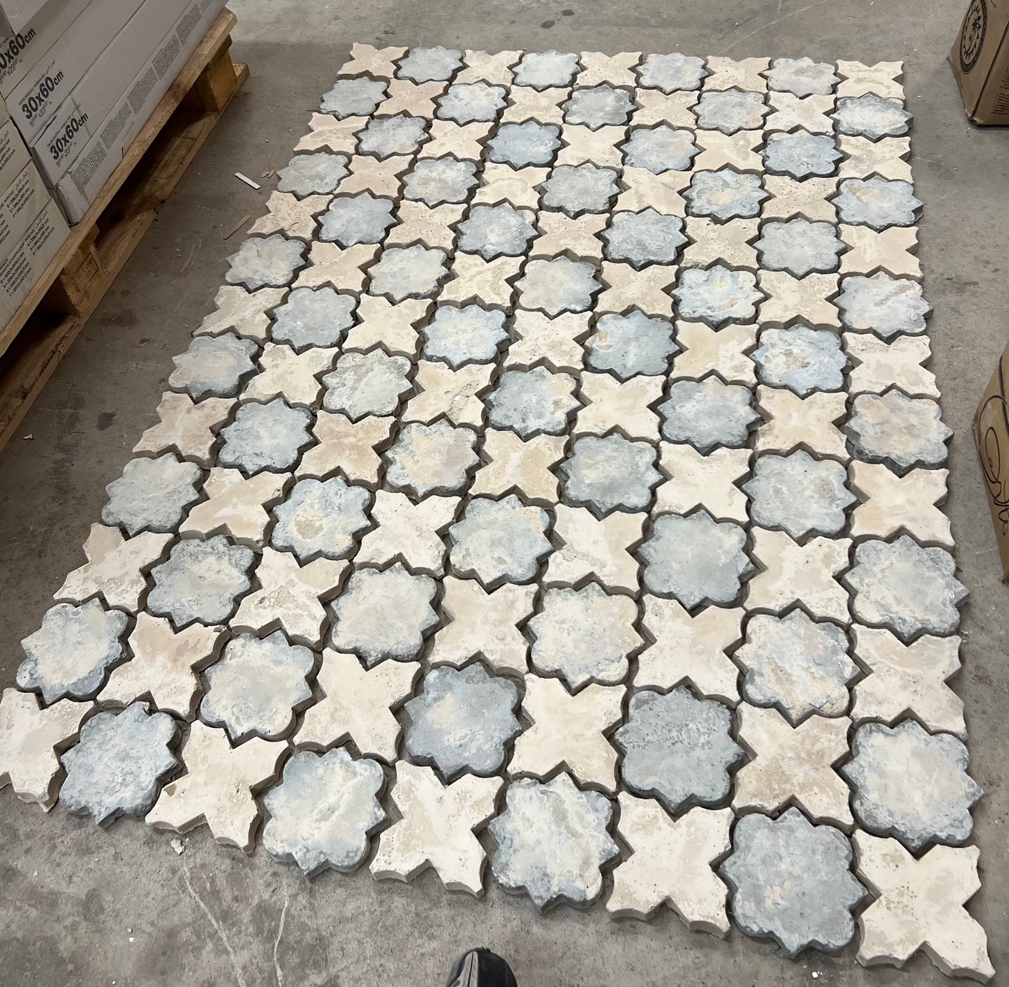 Arto- Artillo Arabesque Quatrofoil and 8c Cross Tile
